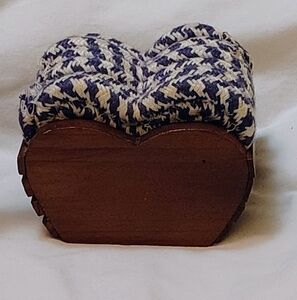 Vintage heart shaped coasters in wood box